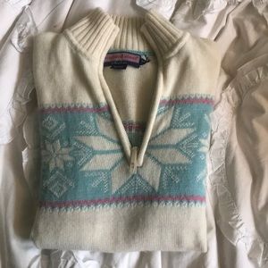Vineyard vines zip up! Great for skiing!